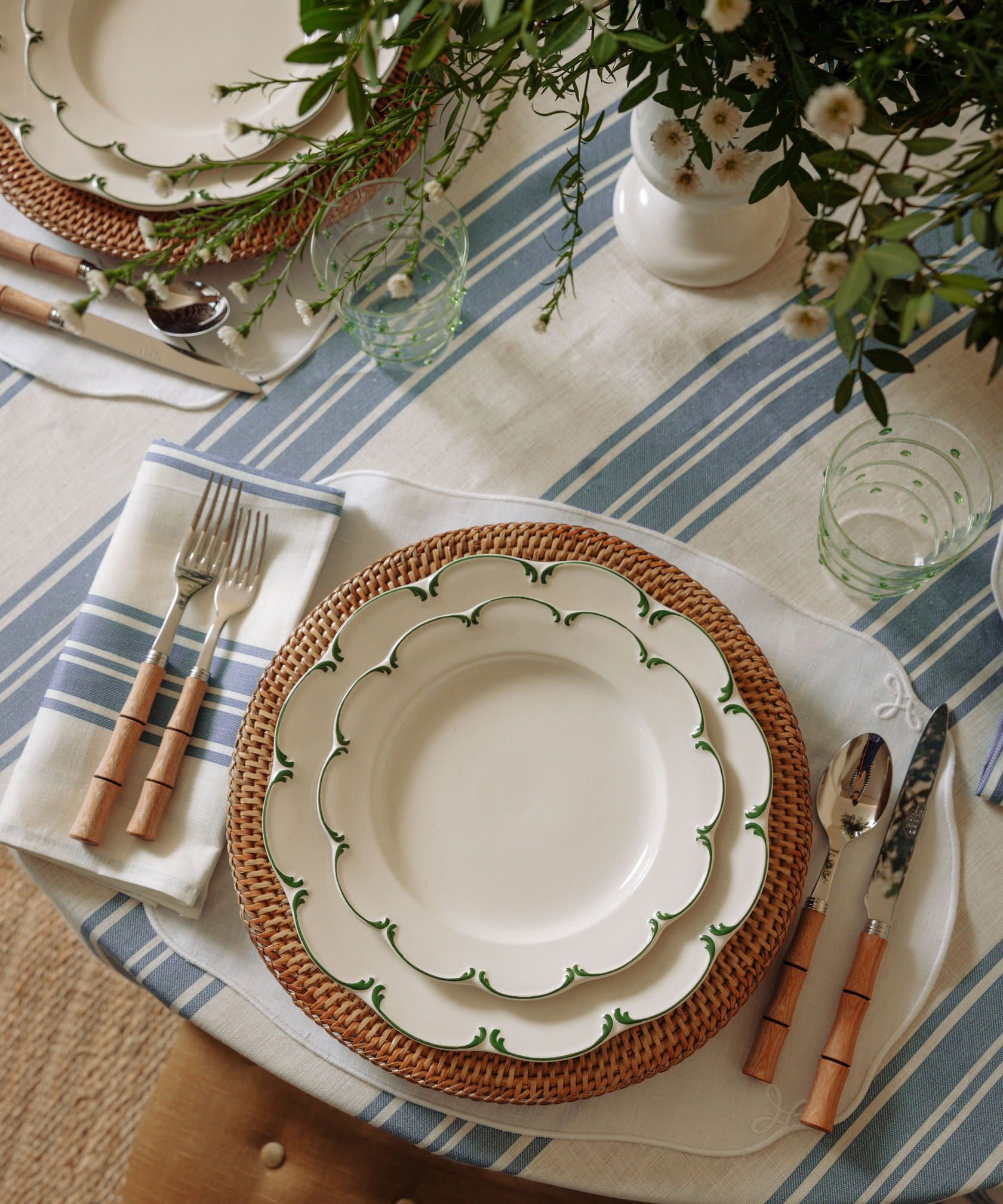 Set of 4 Nancy Linen Placemats, White