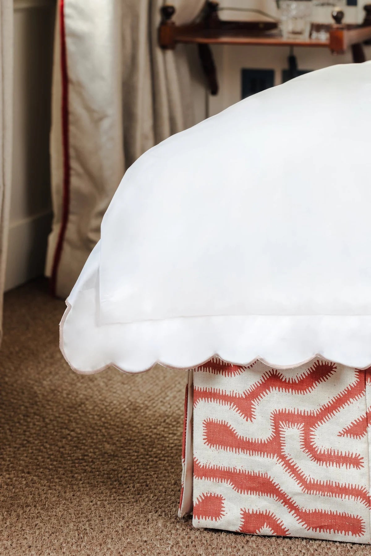 Annabelle Scalloped Bed Linen, Dusty Pink, Scallop Detail