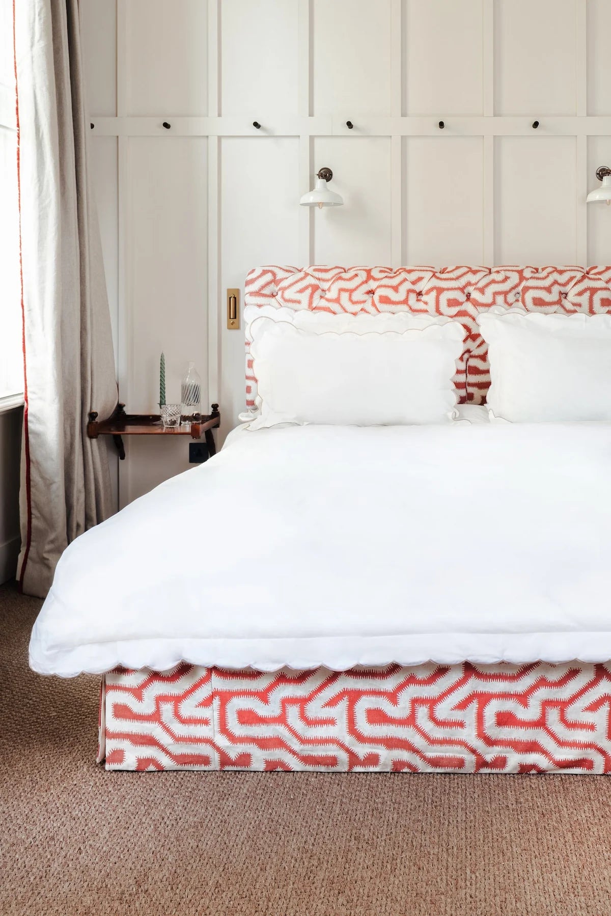 Annabelle Scalloped Bed Linen, Dusty Pink, Bedroom Lifestyle