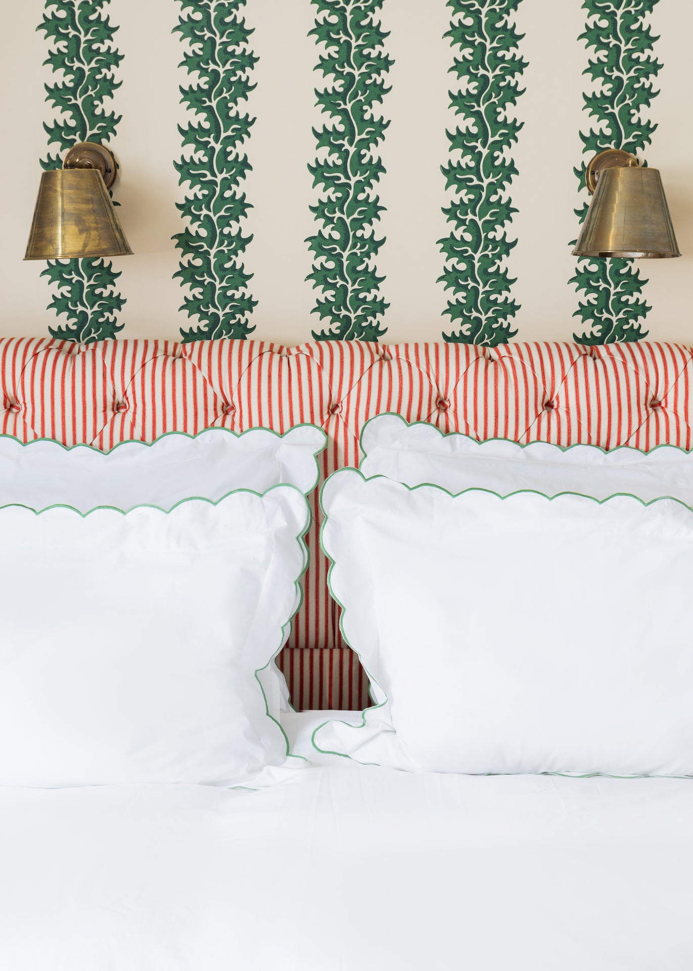 Annabelle Scalloped Bed Linen, Asparagus, Lifestyle