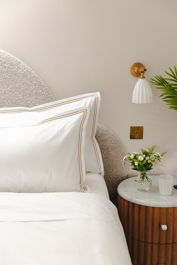 Rebecca Udall Bespoke Viola Two Cord Bed Linen with the Elizabeth Vase