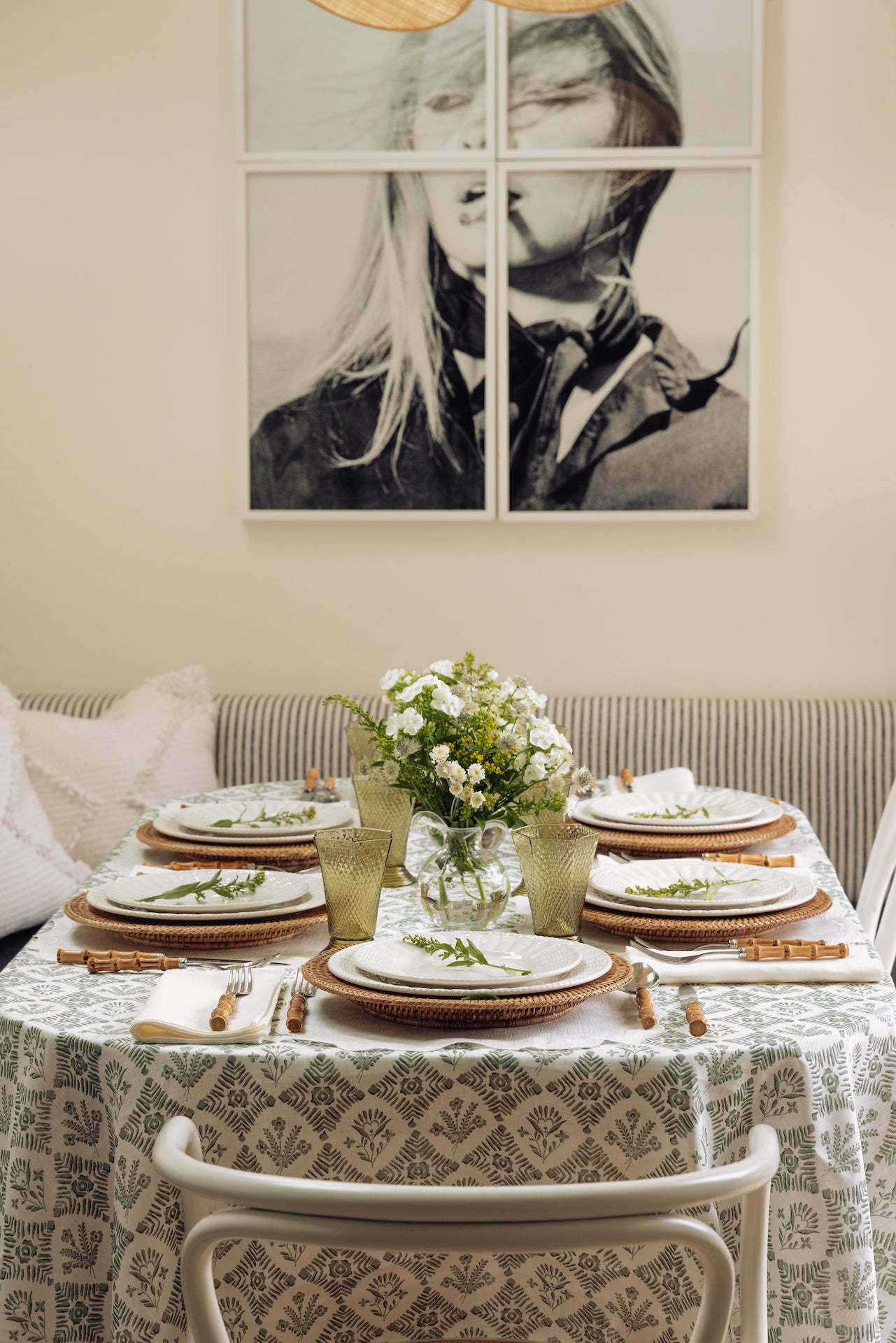 Chloe Linen Tablecloth