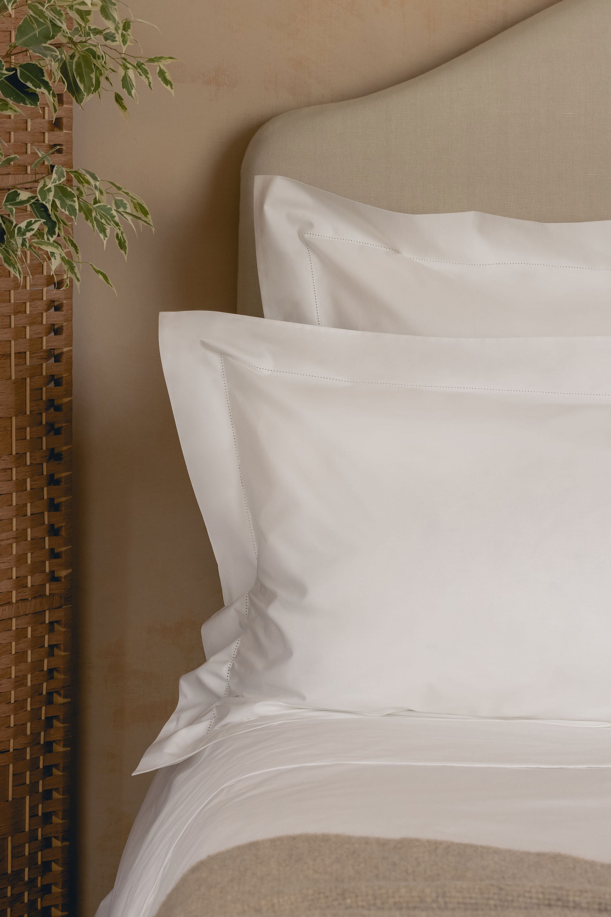 Oriana Bed Linen, Lifestyle