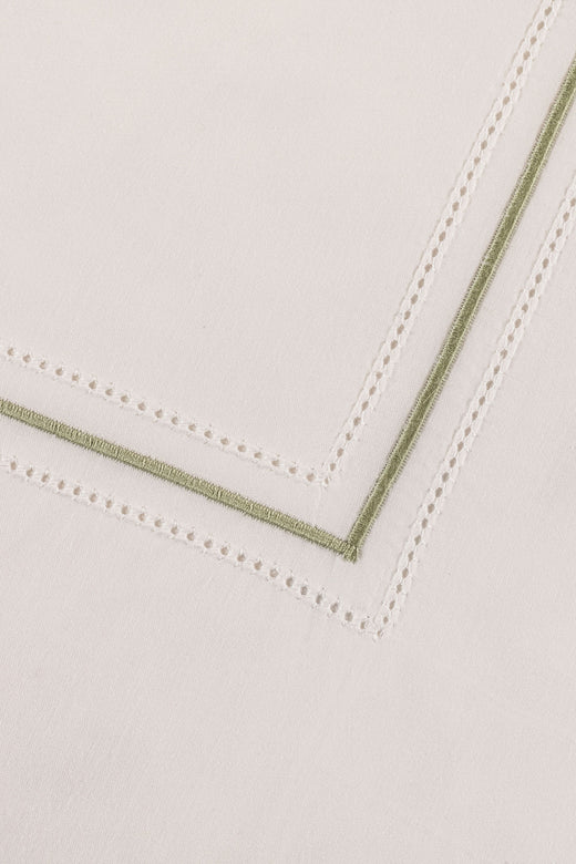 Diana Bed Linen, Embroidery Detail