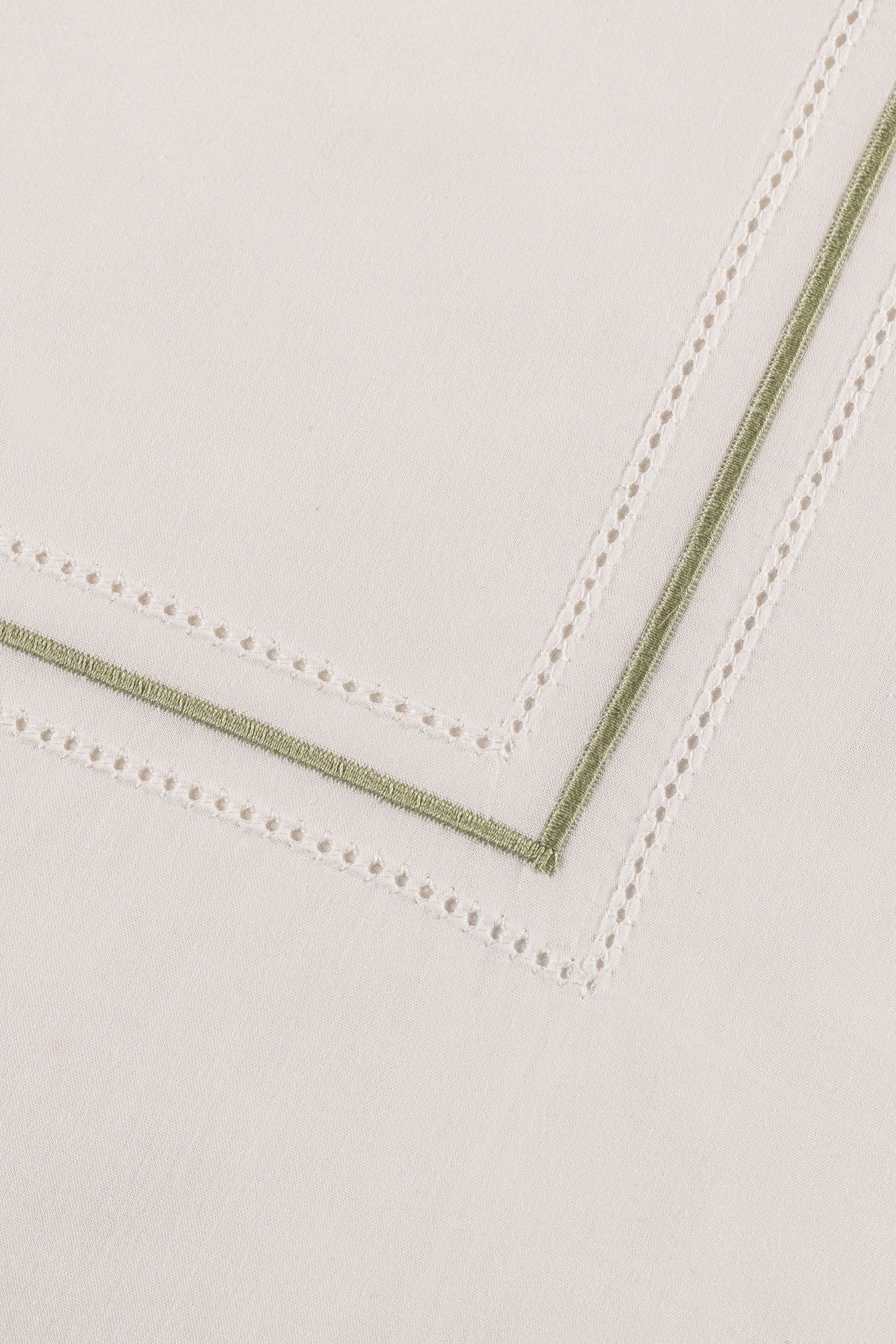 Diana Bed Linen, Embroidery Detail