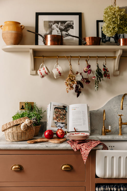 Marble Table Linens, Pink