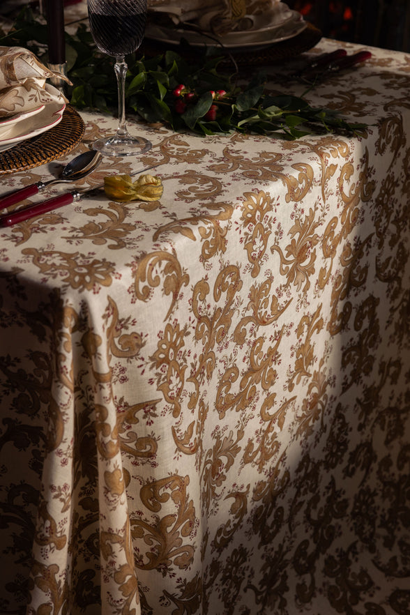 Constance Rectangular Linen Tablecloth