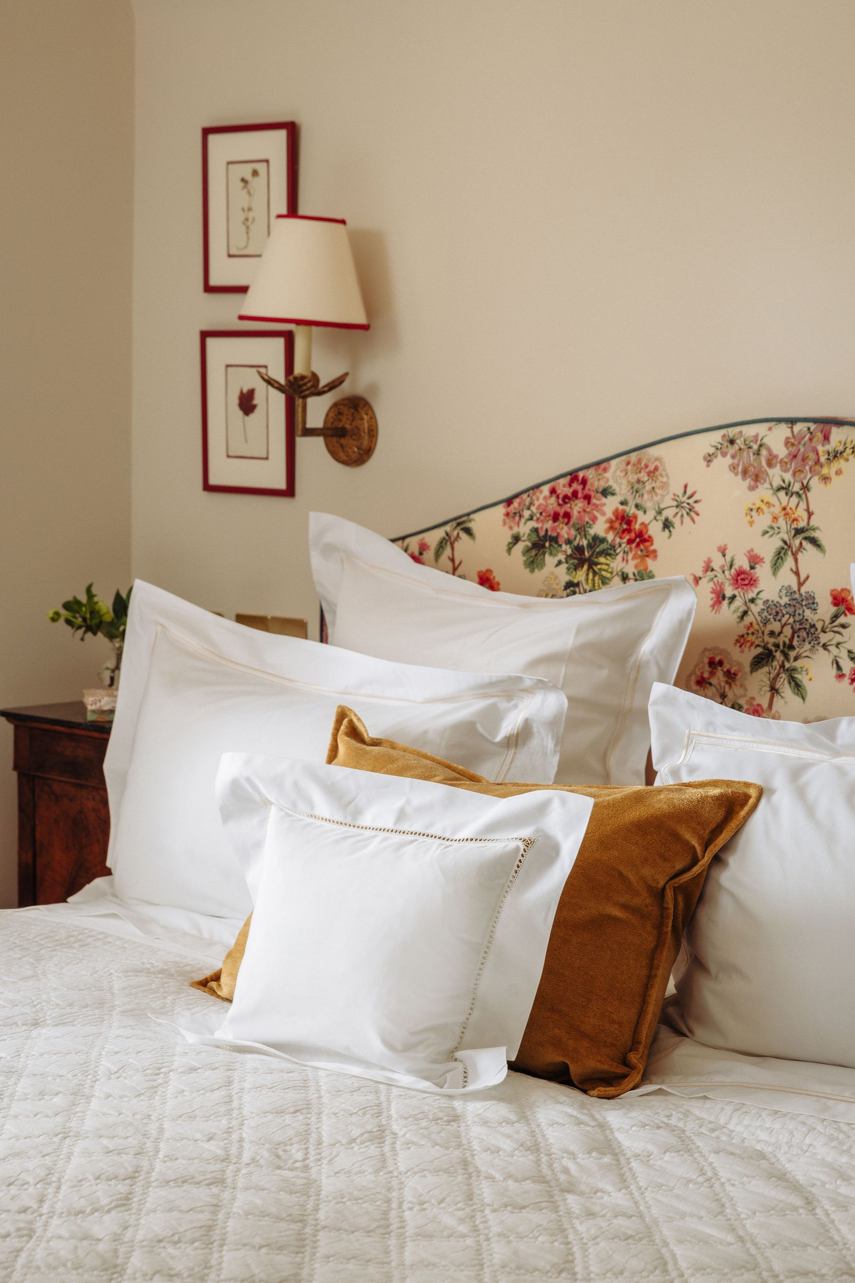 Evora Double Row Corded Bed Linen, Buttermilk, with Bedspread