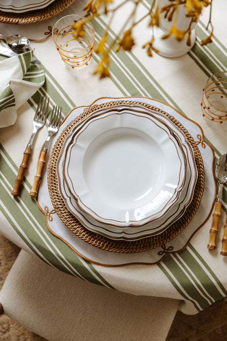 Set of 4 Martha Linen Placemats, White/Antique Gold, Table Lifestyle