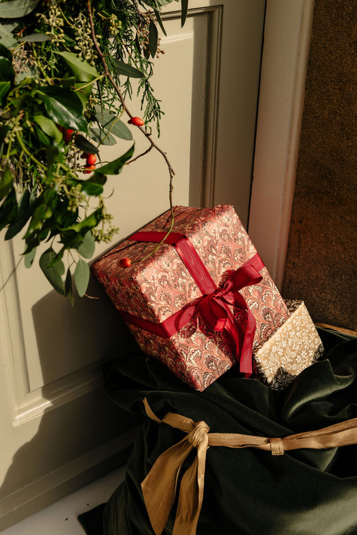 Velvet & Silk Christmas Sack, Green, Detail