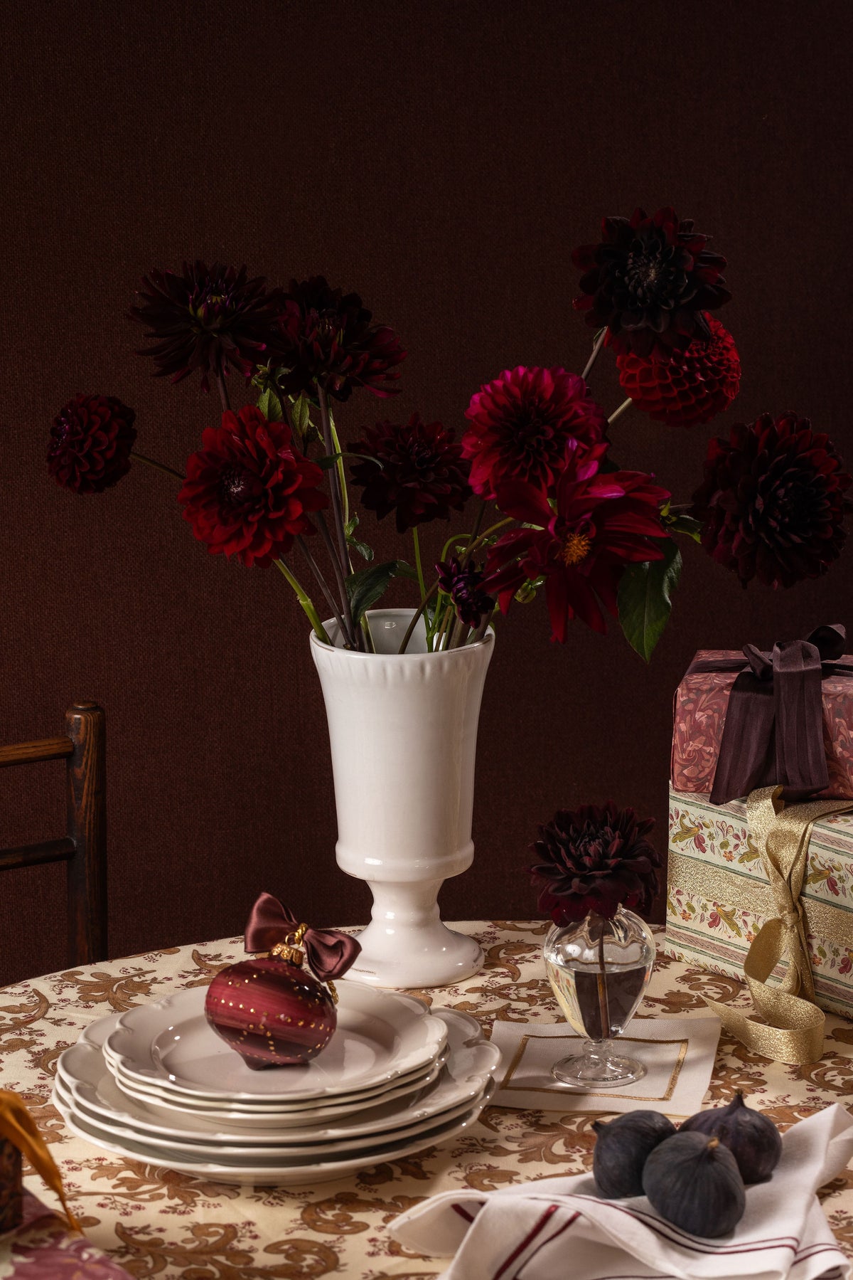 Constance Table Linens