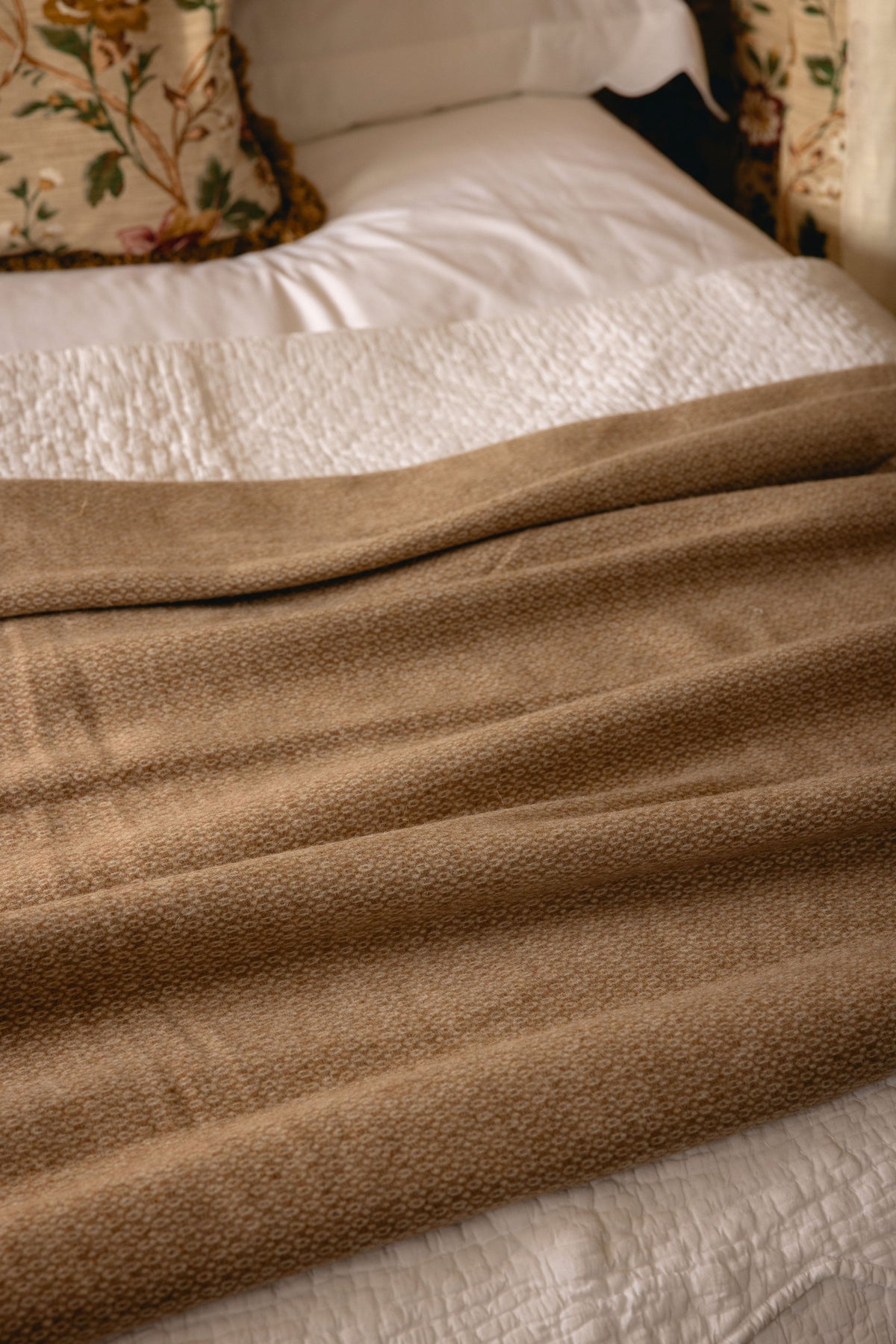 Ida Lambswool Blanket, Nougat