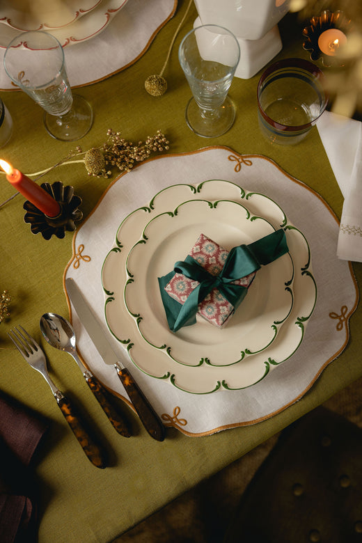 Classic Linen Table Linens, Chartreuse