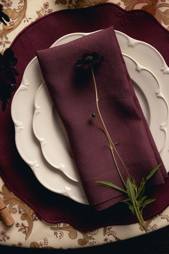 Pair of Martha Linen Napkins, Burgundy