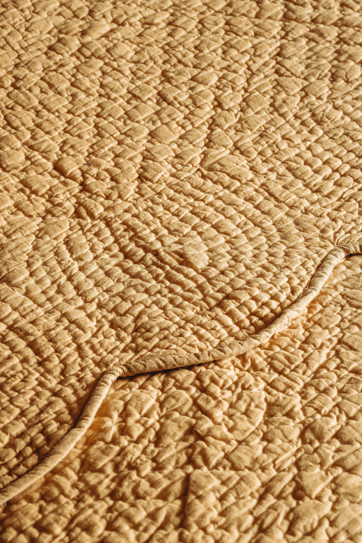 Nina Scalloped Quilted Cotton Bedspread, Raffia, Lifestyle Detail