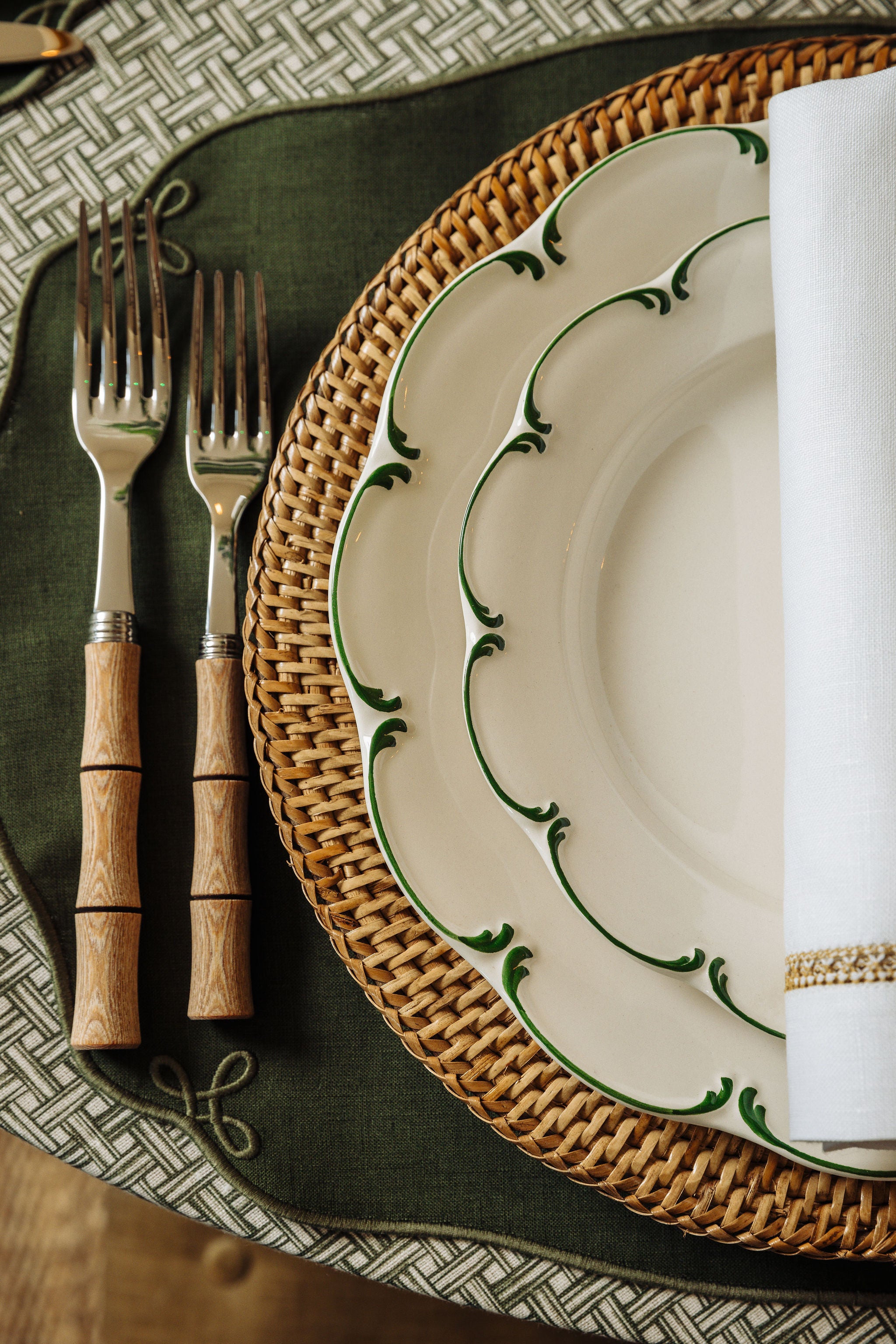 Set of 4 Nancy Linen Placemats, Forest Green – Rebecca Udall