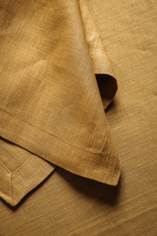 Classic Linen Table Linens, Straw
