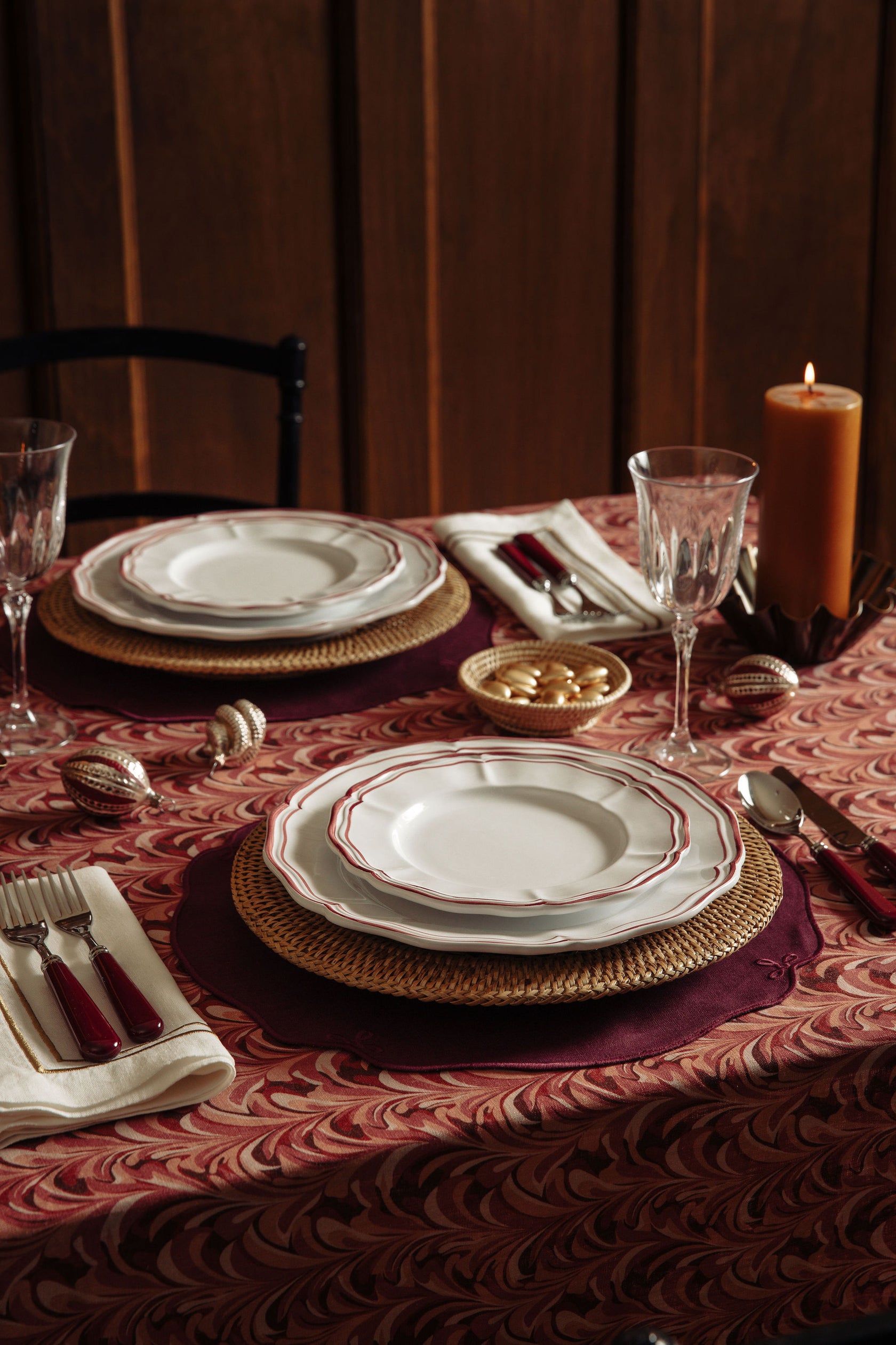 Zita Scalloped Crockery, Maroon Red