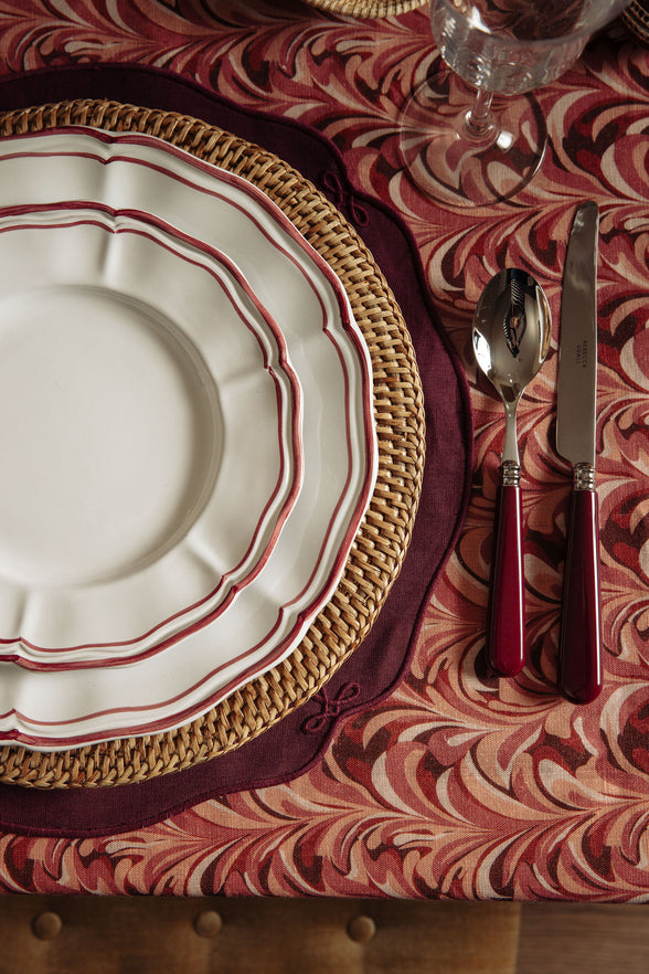 Set of 4 Zita Scalloped Dinner Plates, Maroon Red