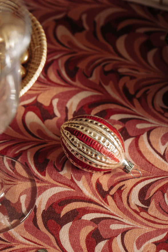 Petra Bauble, Pomegranate Red