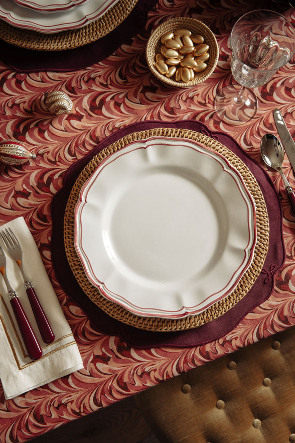 Set of 4 Zita Scalloped Dinner Plates, Maroon Red