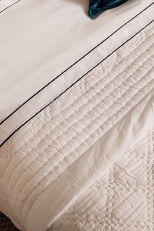 Rebecca Udall, Neutral Classic Eva Heritage Indian Quilted White Cotton Bedspread, Detail