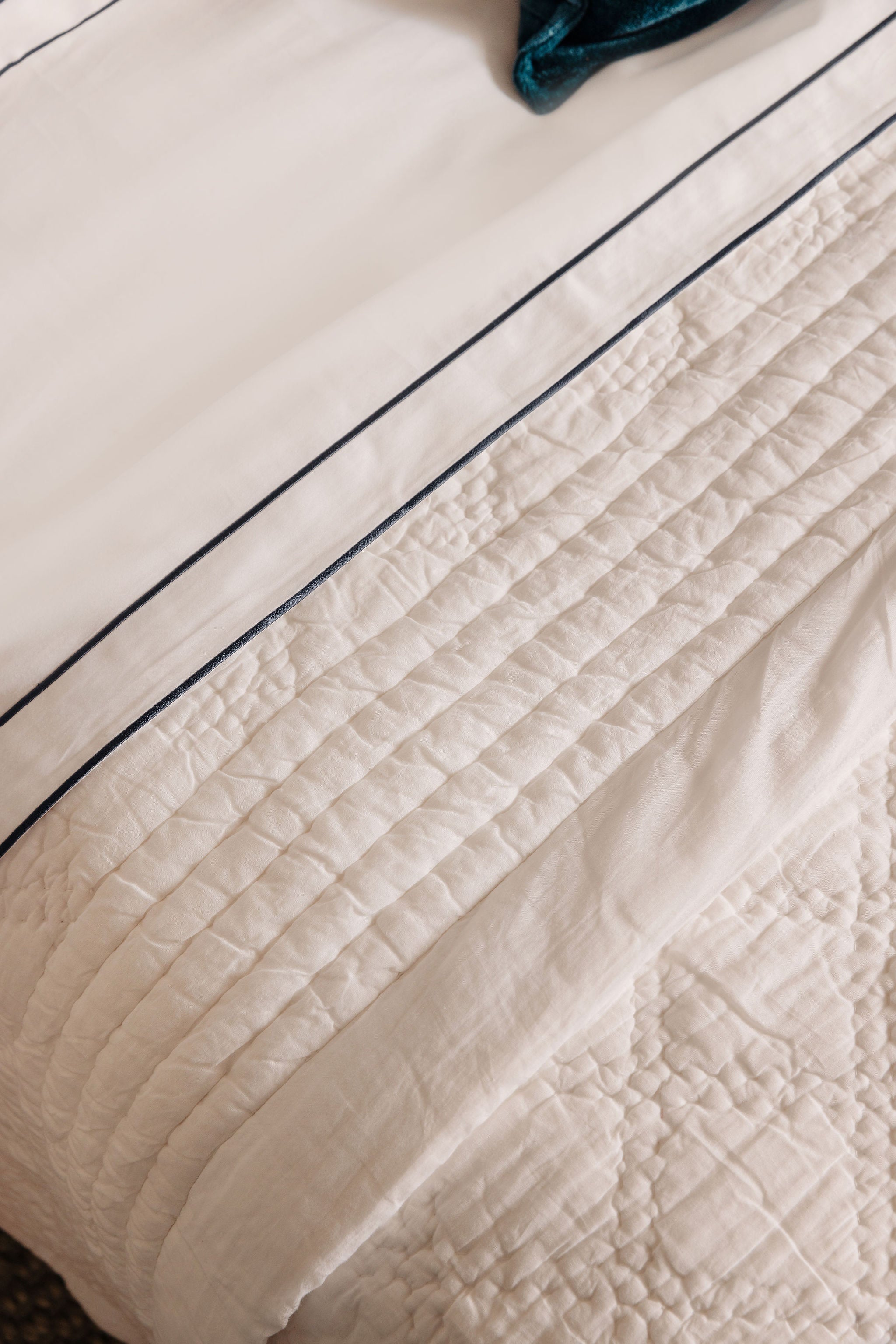 Rebecca Udall, Neutral Classic Eva Heritage Indian Quilted White Cotton Bedspread, Detail