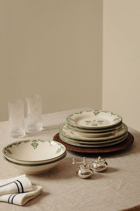Eleanor Crockery, Forest Green
