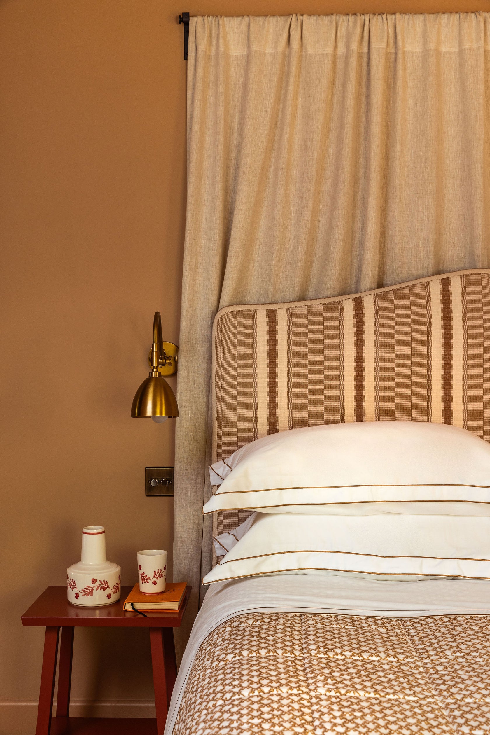 Frame Bed Linen, Bronzed Umber