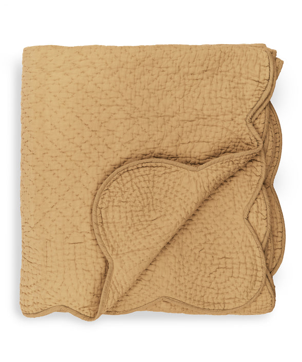 Nina Scalloped Quilted Cotton Bedspread, Raffia, Cut Out