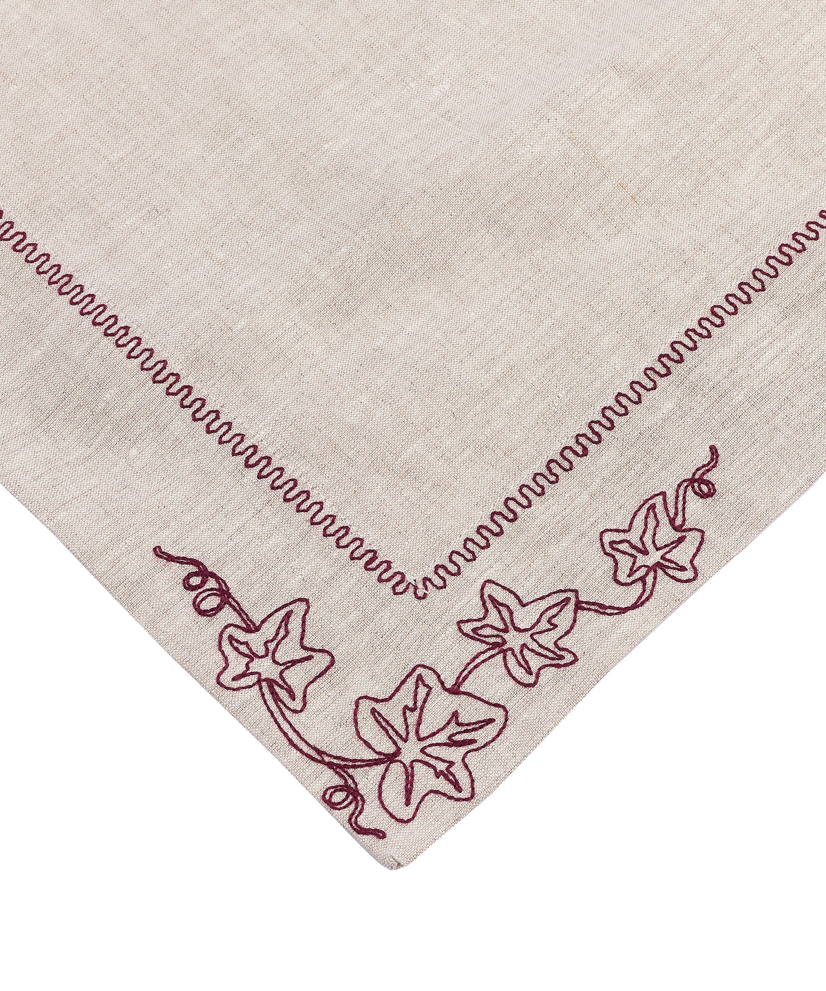 Ivy Linen, Detail