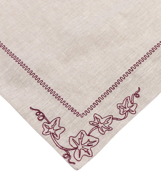 Ivy Linen, Detail