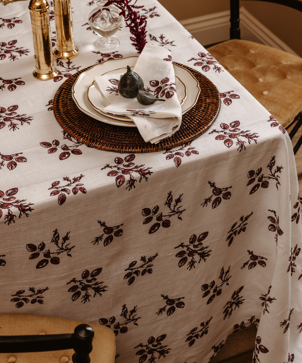 Rosehip Table Linens, Lifestyle
