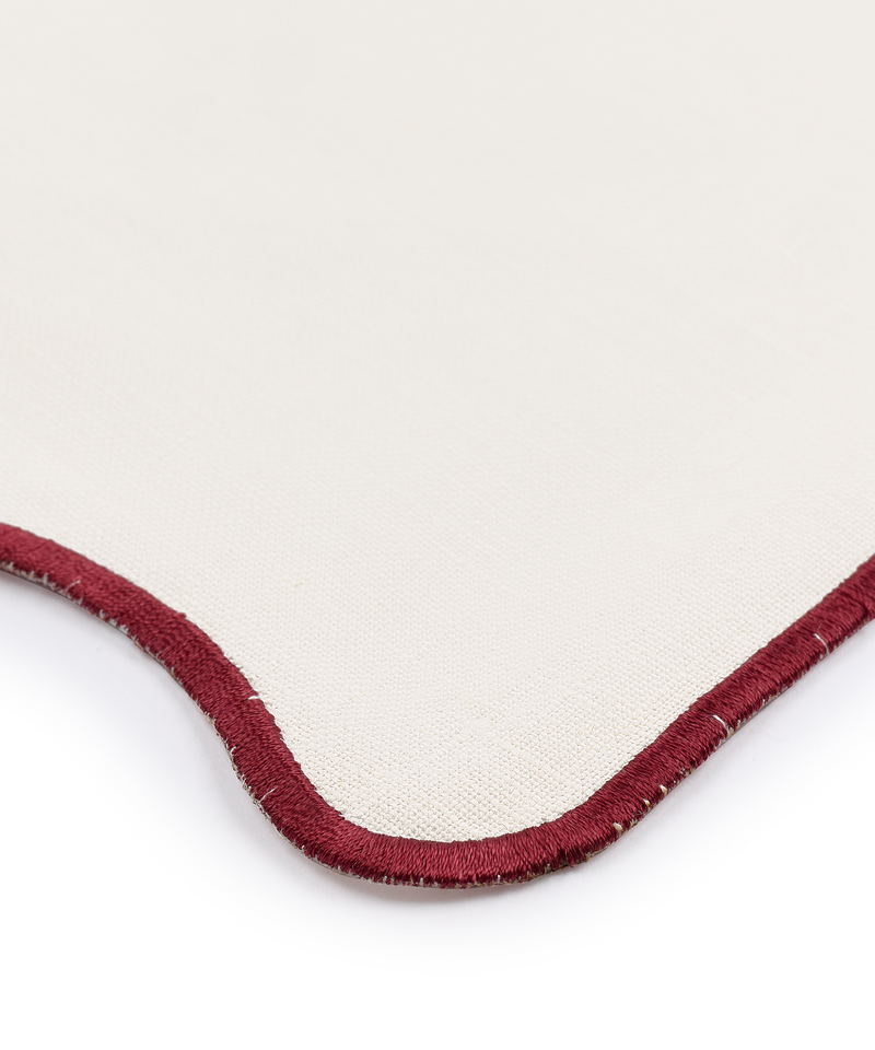 Scalloped Dinner Napkin, Burgundy, detail