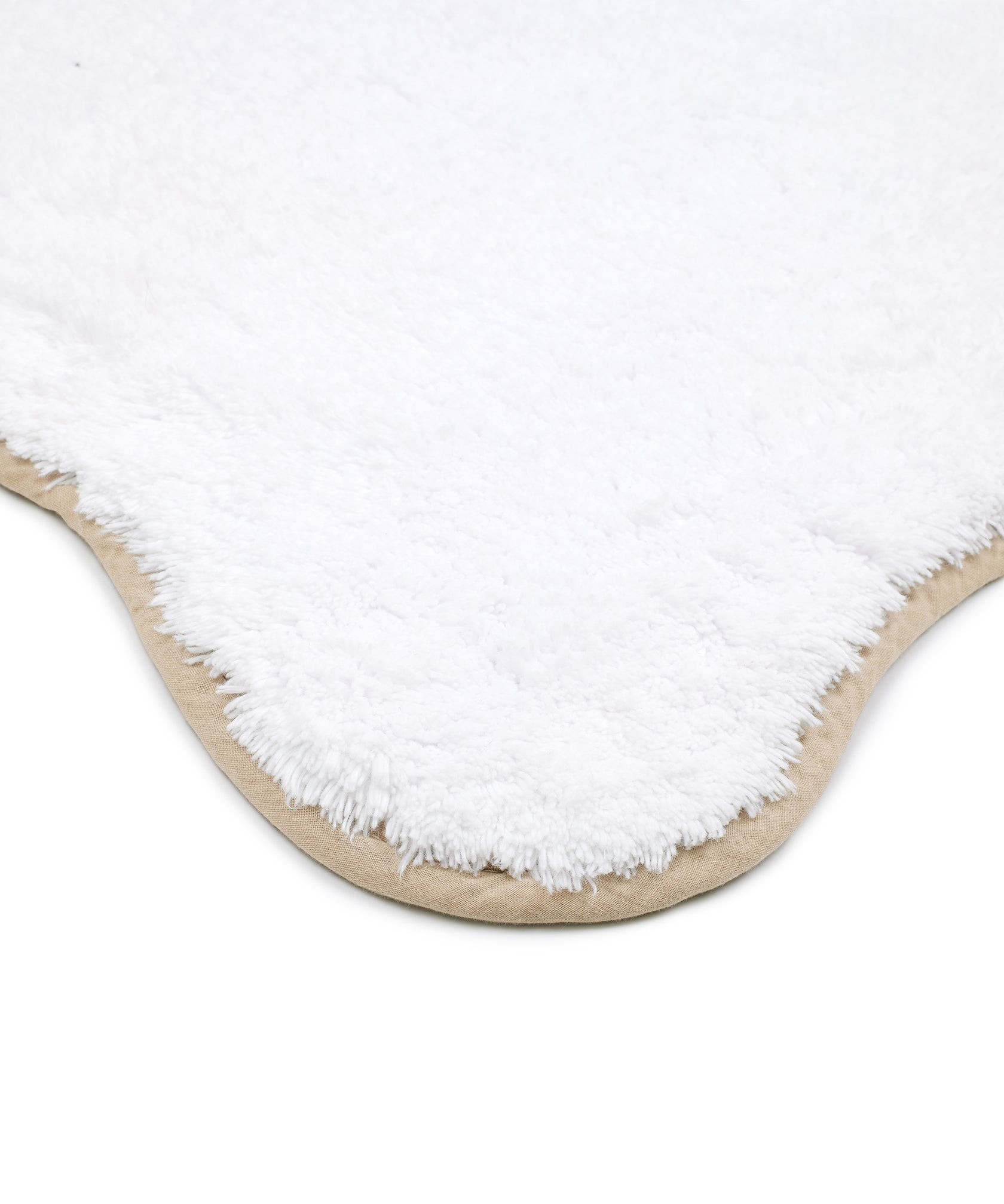 Rebecca Udall Luxury Cotton Scalloped Wavy Piped Edge Bath Mat, White with Taupe Sand Beige Trim