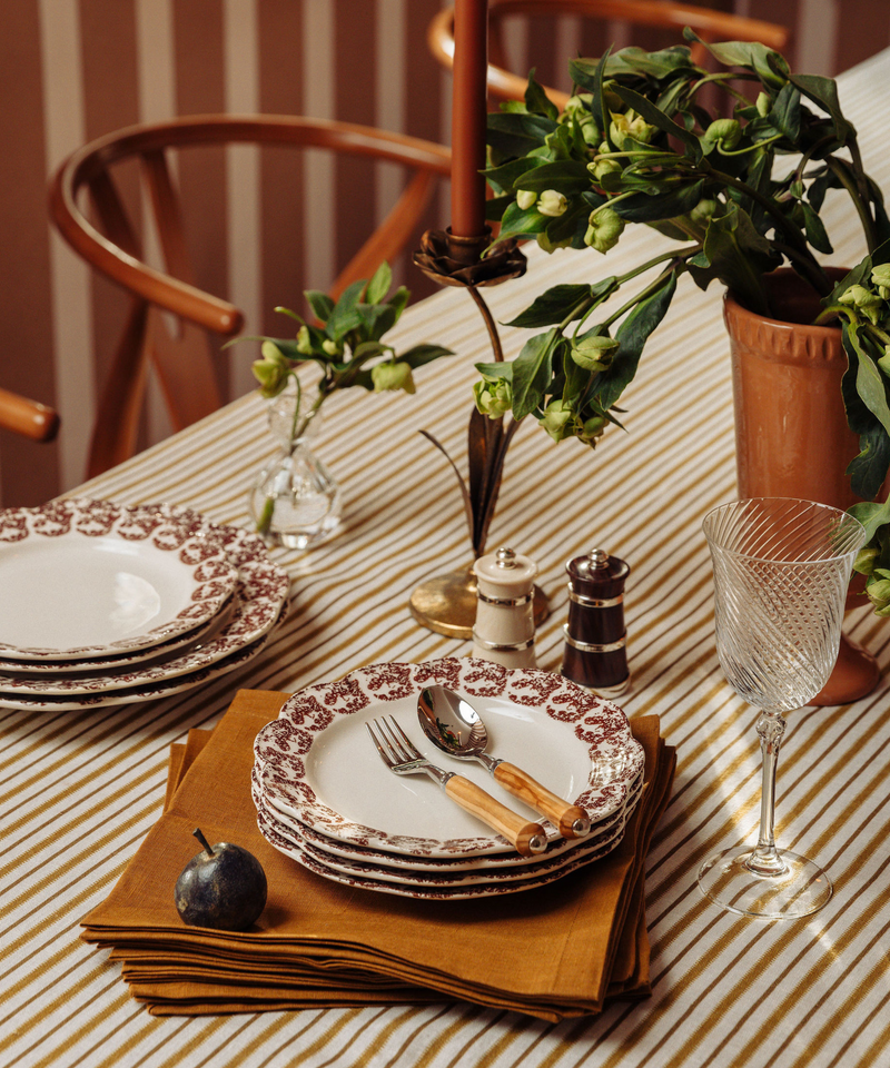 Classic Linen Napkin, Tobacco