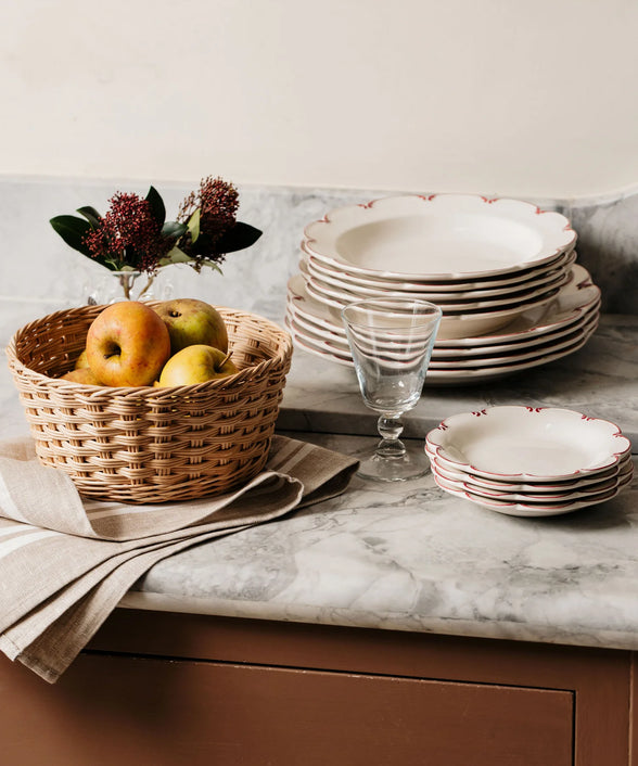Set of 4 Olivia Scalloped Side Plates, Raspberry Filet, with Siena Woven Basket
