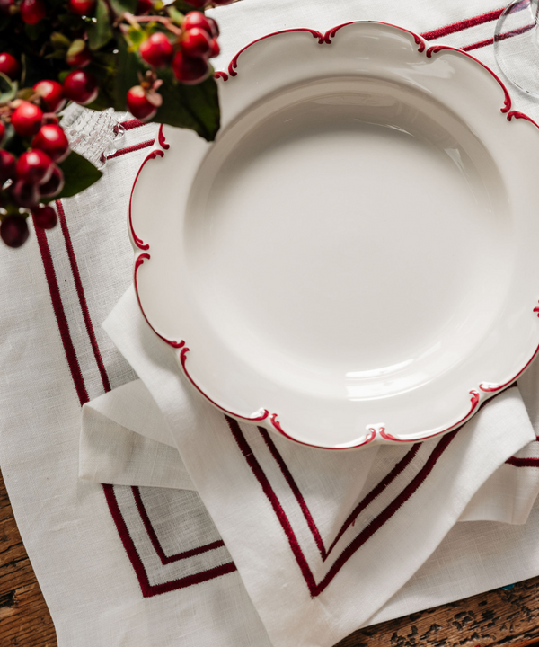 Olivia Set of 4 Scalloped Crockery, Raspberry Filet with Sophie 2 Cord Placemat, Burgundy