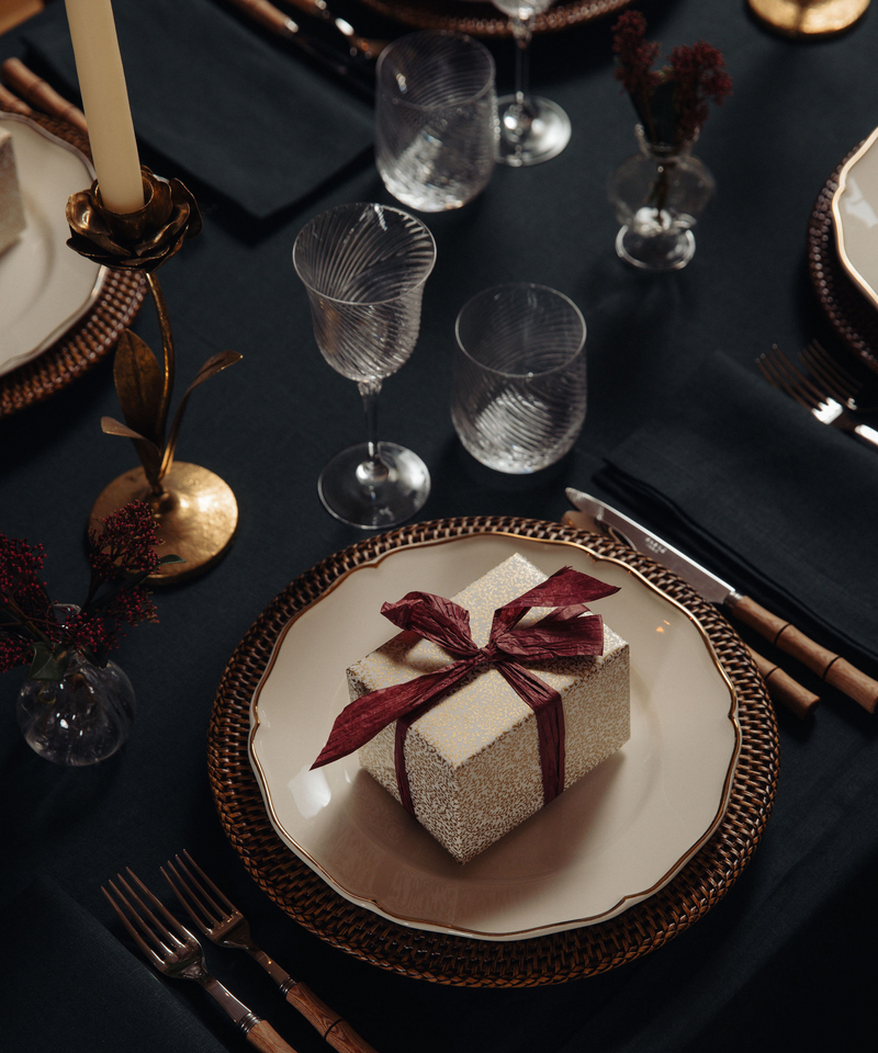 Classic Linen Tablecloth, Forest Green