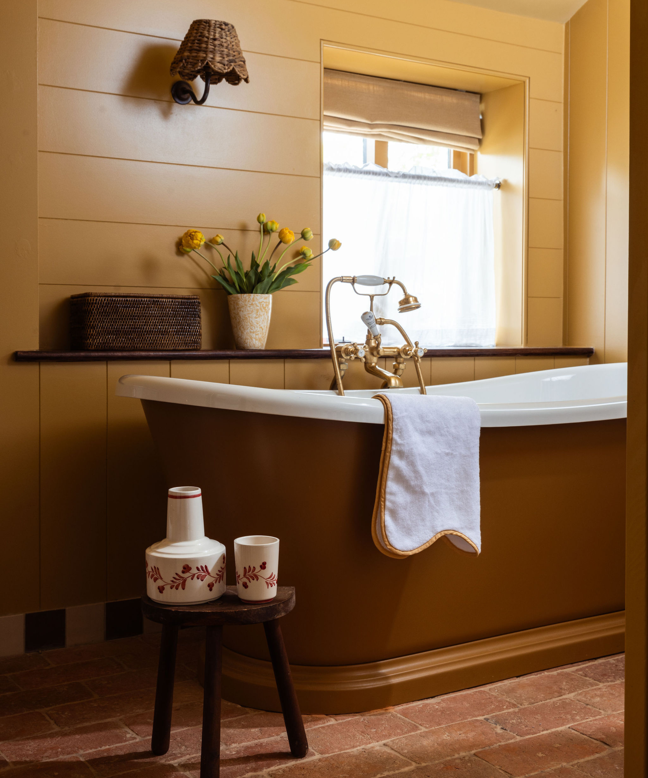 Amelia Scalloped Bath Towel Collection, Mustard
