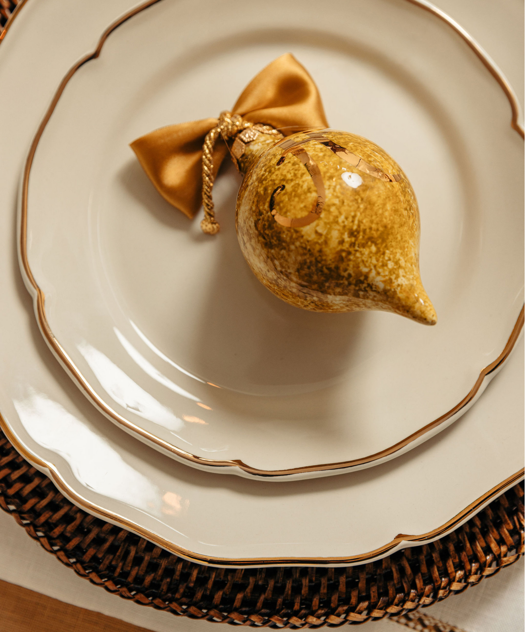 Natalia Initial Bauble, Gold/Amber, with Crockery