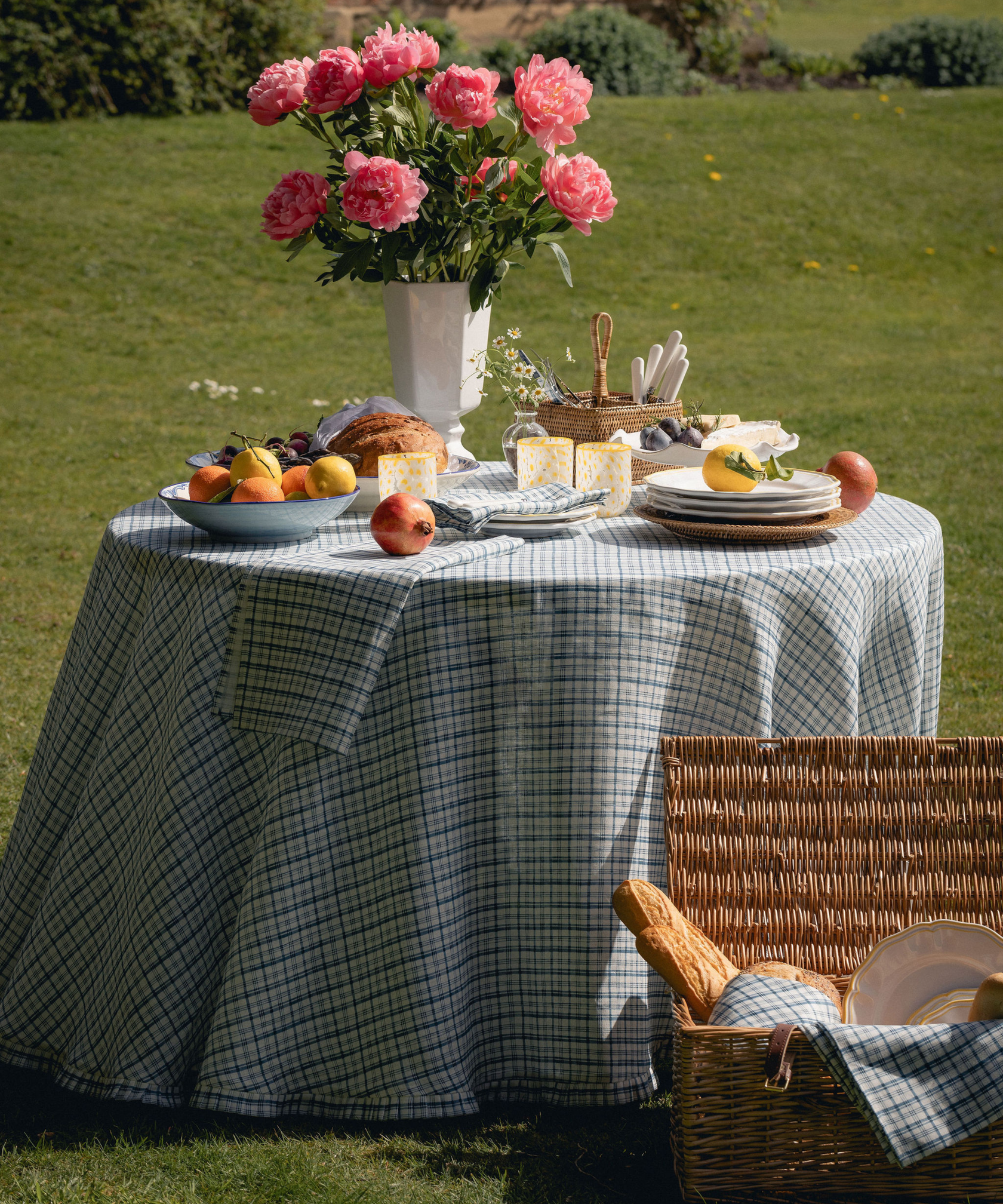 Remy Round Pleated Linen Tablecloth, French Navy