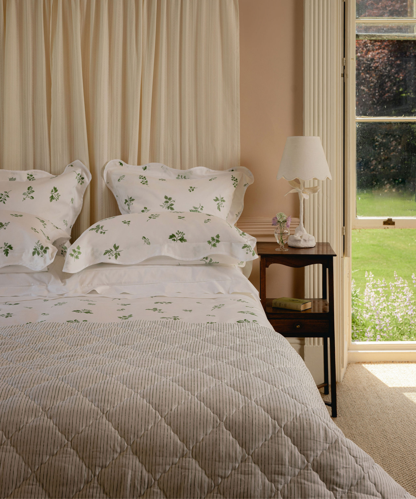 Polino Scalloped Bed Linen