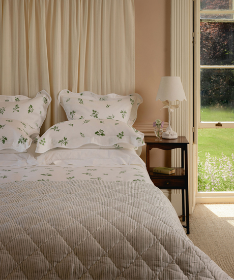 Polino Scalloped Bed Linen