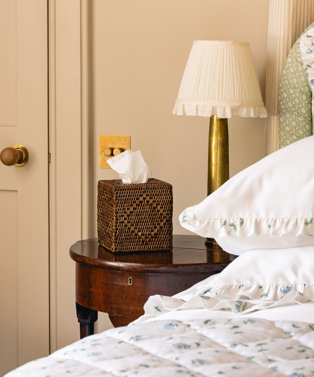 Amara Rattan Tissue Box