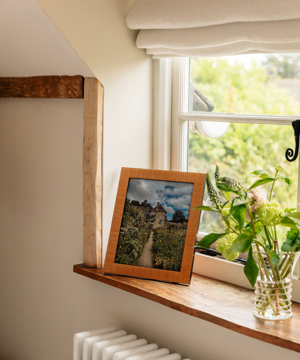 Katherine Photo Frame, Golden Oak, Lifestyle