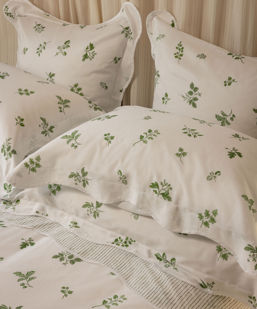 Pair of Polino Scalloped Pillowcases