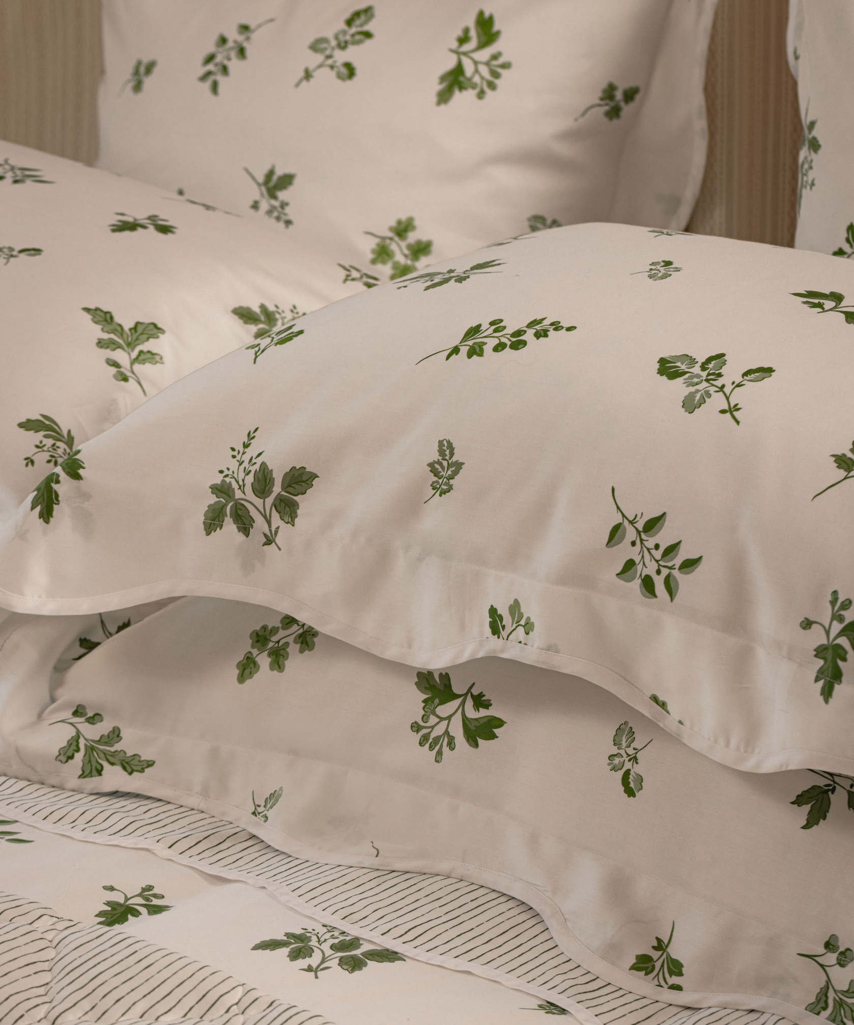 Pair of Polino Scalloped Pillowcases