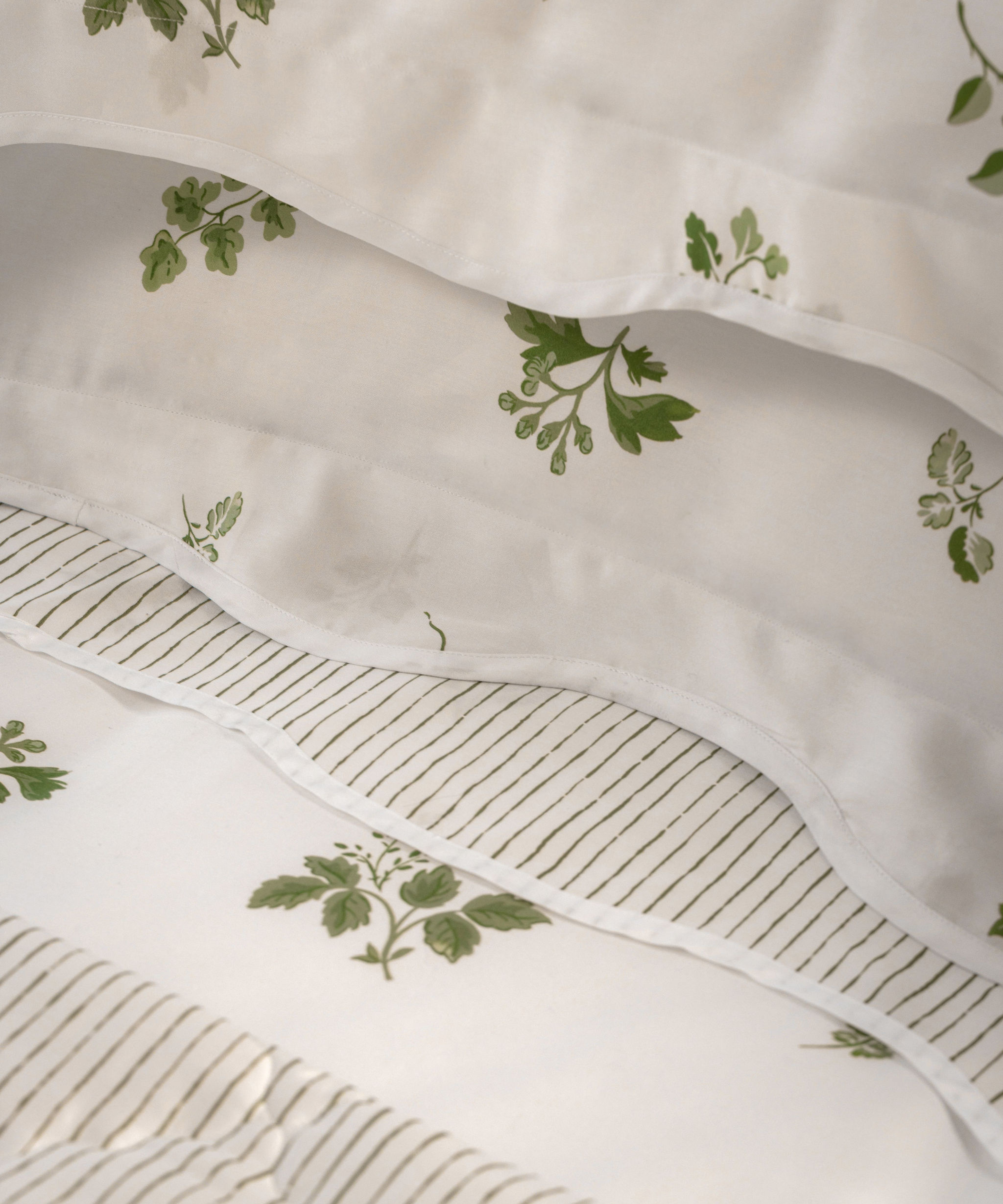 Pair of Polino Scalloped Pillowcases