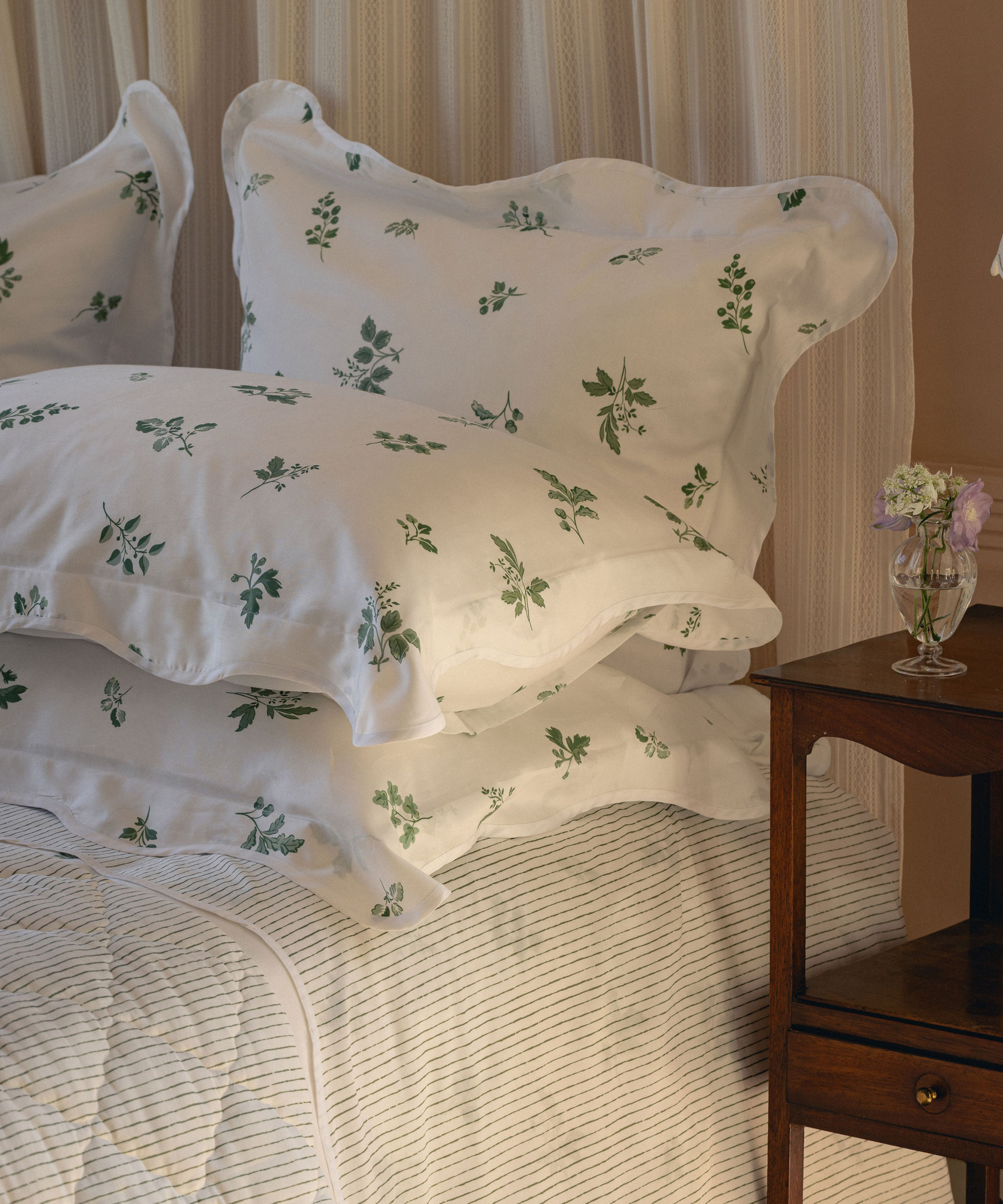 Polino Scalloped Bed Linen